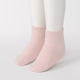 キッズ　足なり直角　ショート丈靴下（３足組）