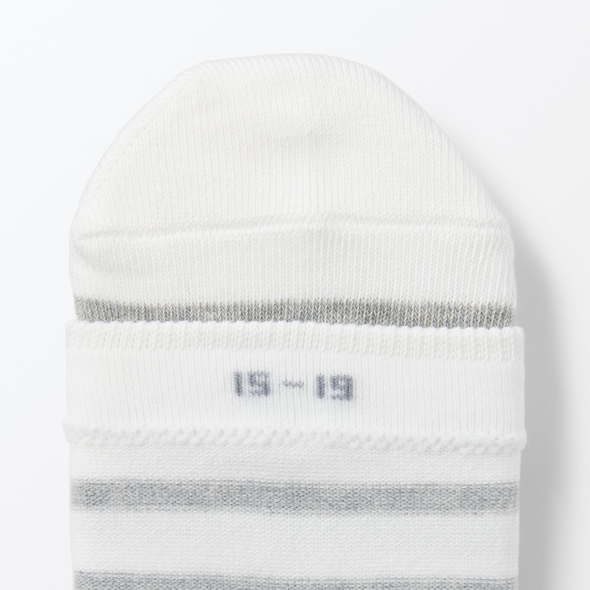 キッズ　足なり直角　靴下（柄・３足組）