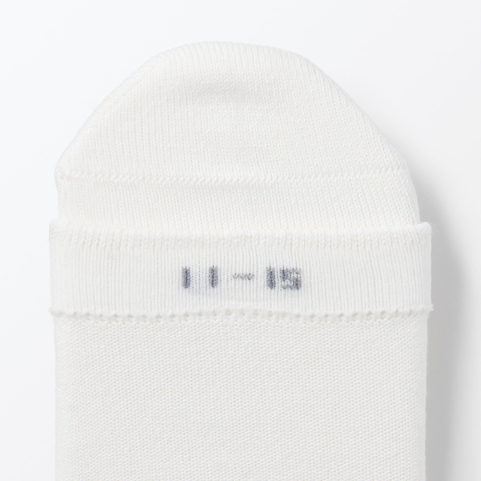 ベビー　足なり直角　ハイソックス（３足組）