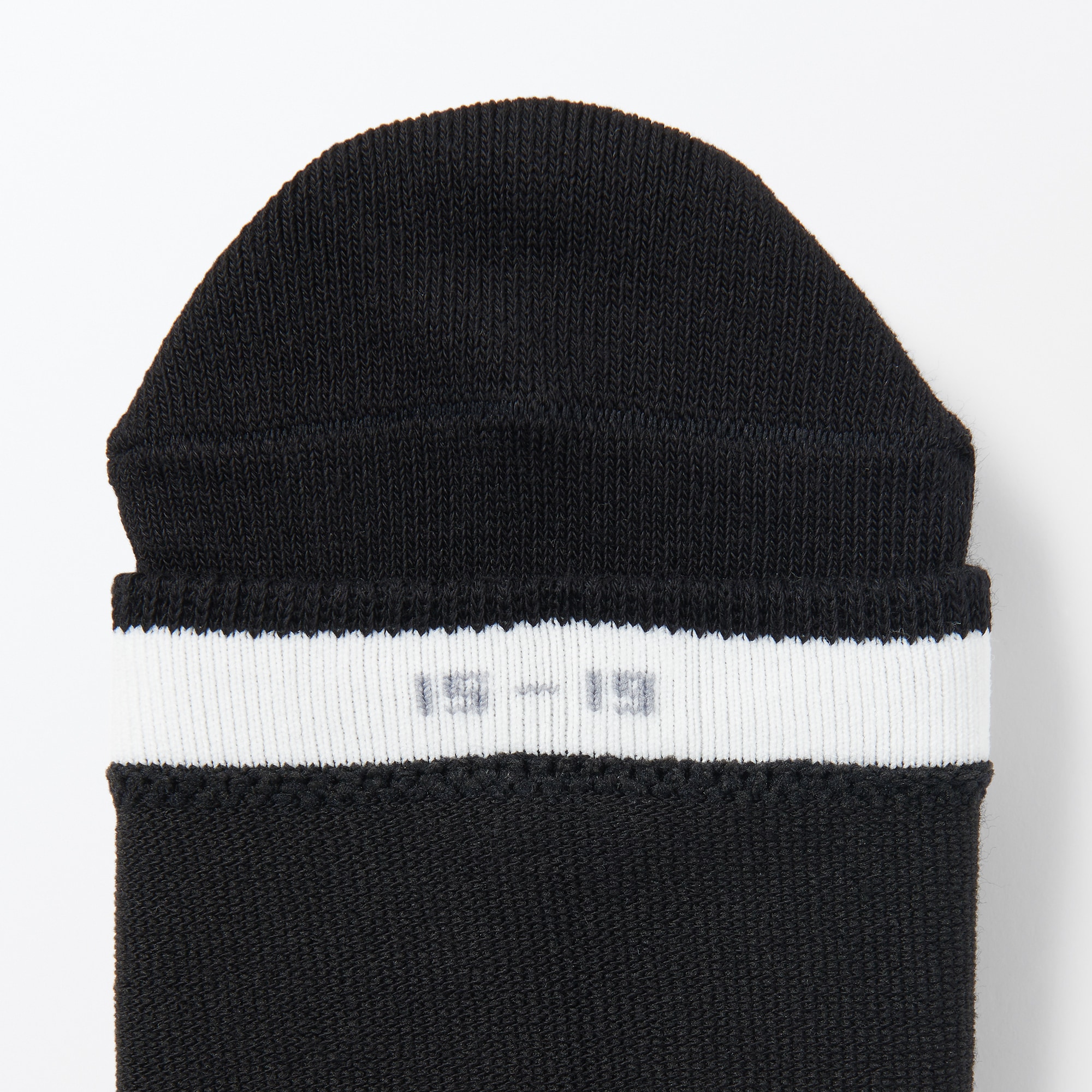 キッズ　足なり直角　ハイソックス（３足組）