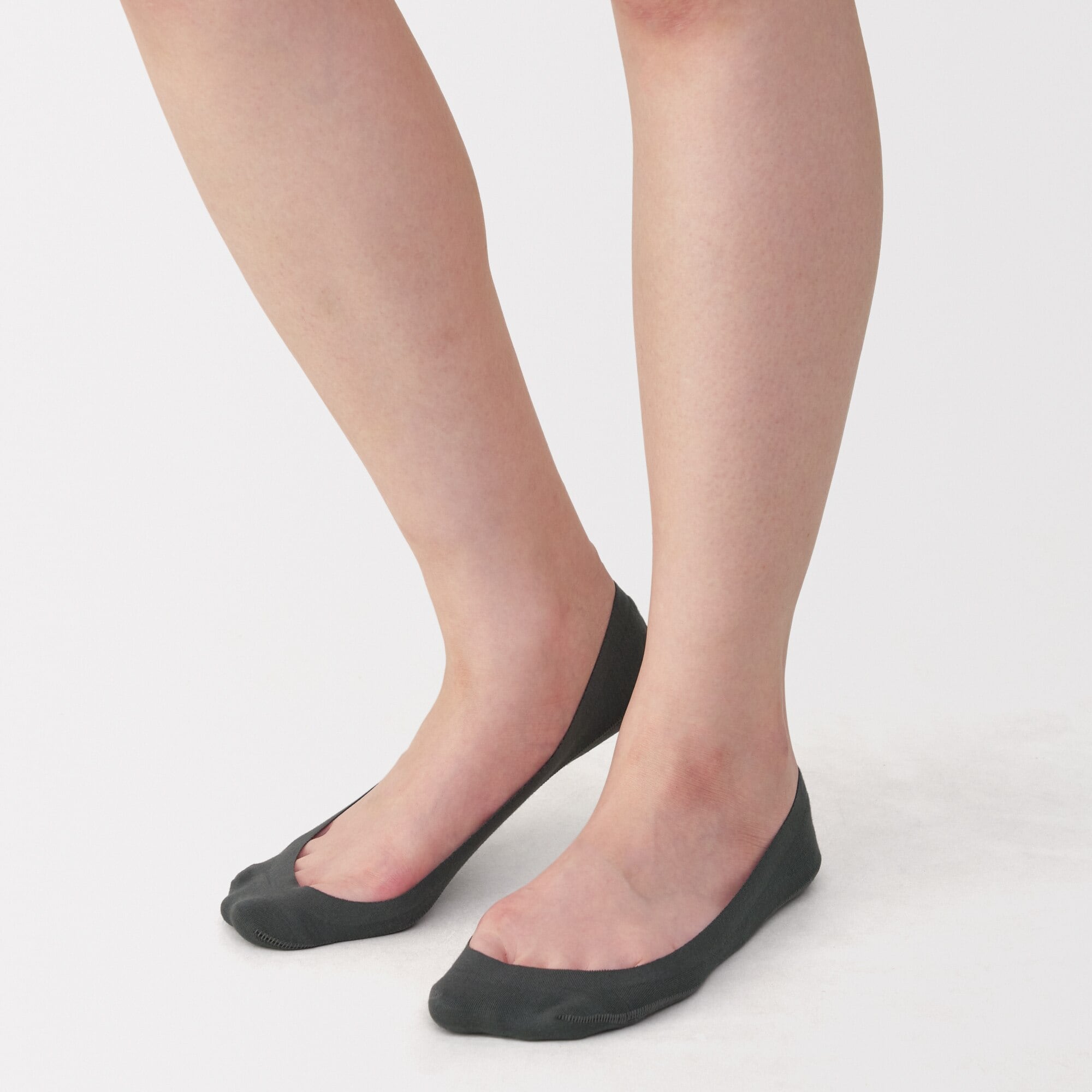 婦人　つま先に縫い目のない　浅履きフットカバー（かかと滑り止め付き）