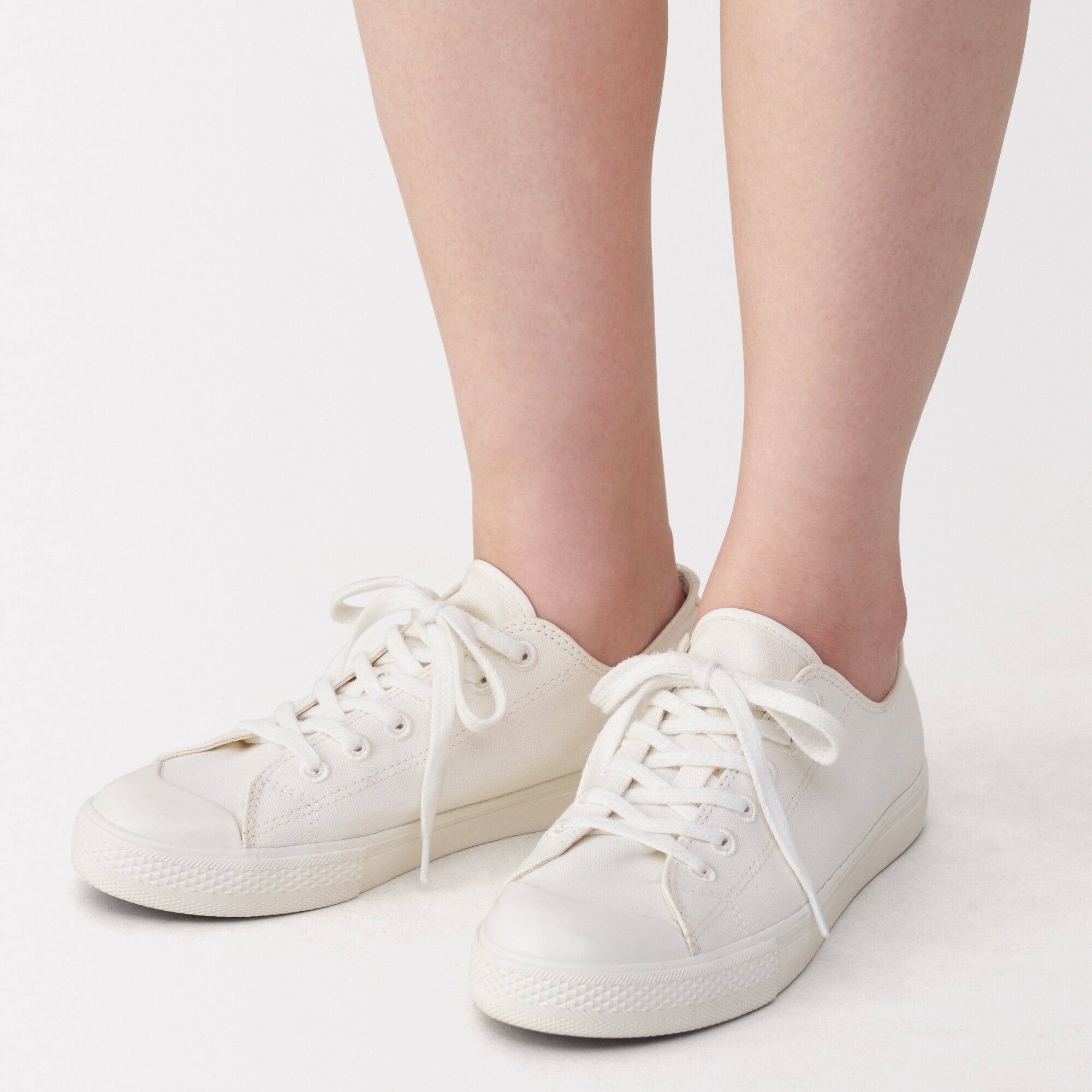 婦人　つま先に縫い目のない　深履きフットカバー（かかと滑り止め付き）