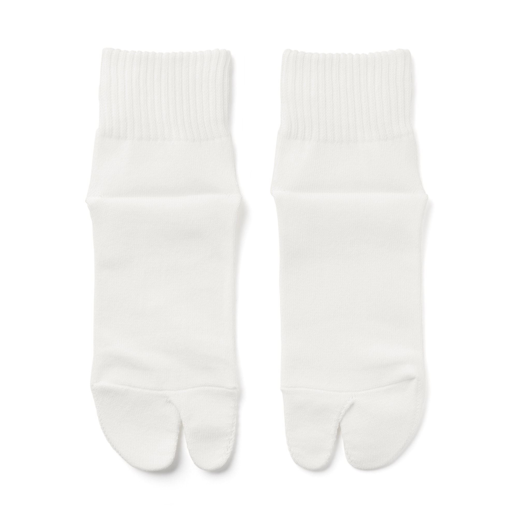 婦人　足なり直角　履き口やわらか　たび型ショート丈靴下（口ゴムなし）