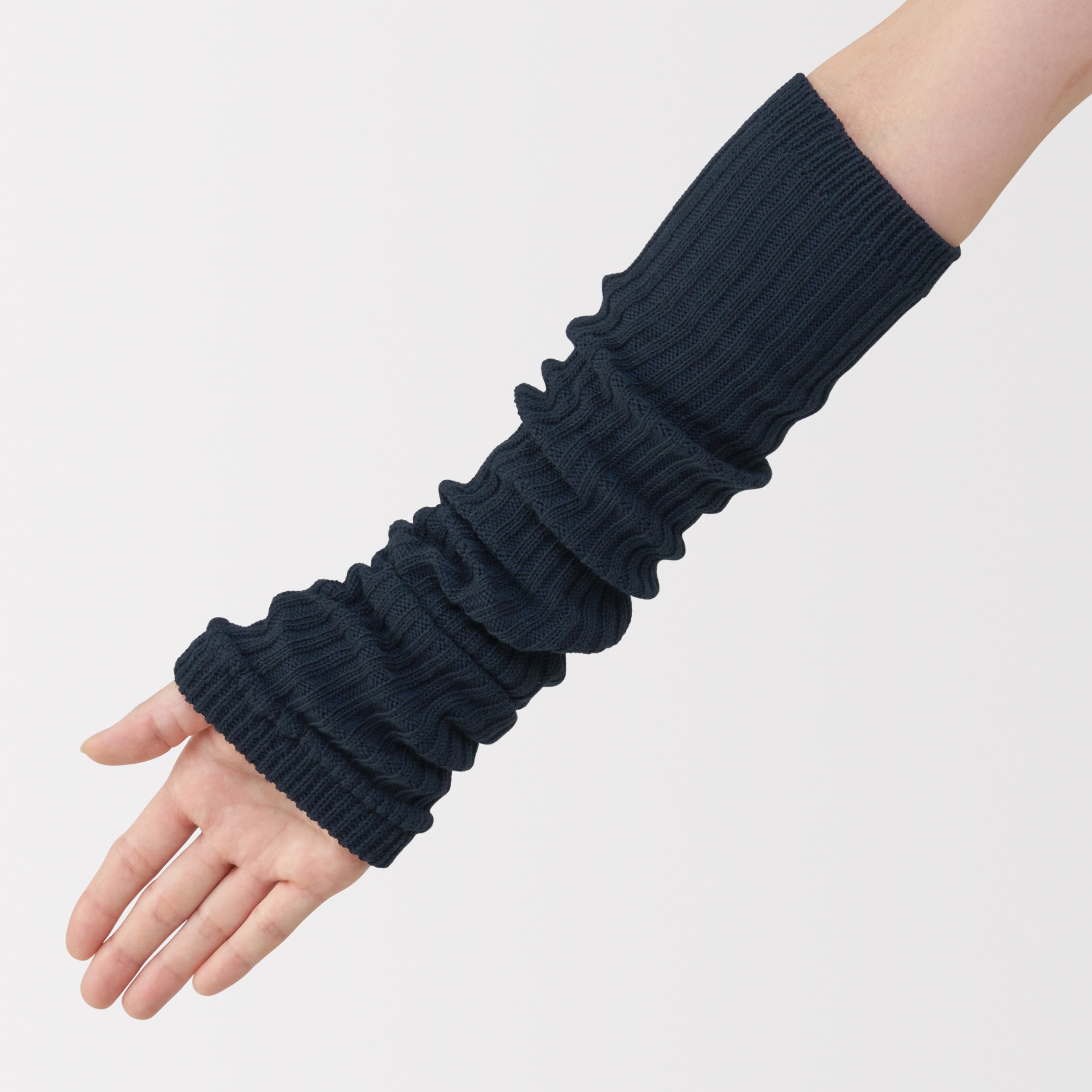 あったか綿　手にも使える　レッグウォーマー（ウール入り）