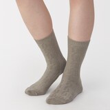 婦人　足なり直角　履き口やわらか　ケーブル柄靴下