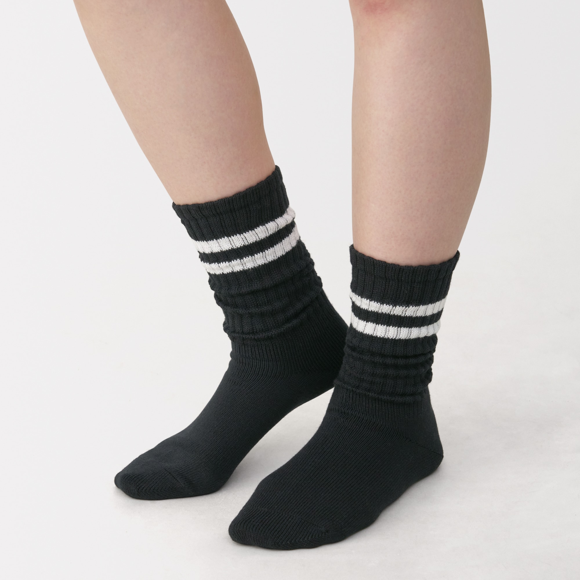 婦人　足なり直角　履き口やわらか　くしゅっと履ける　リブ編み靴下（ライン）
