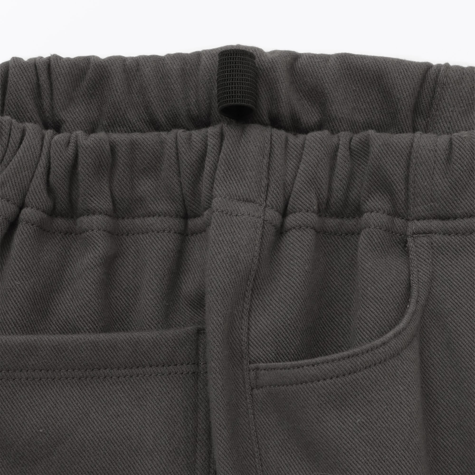 キッズ　ストレッチ裏起毛スリムフィットパンツ