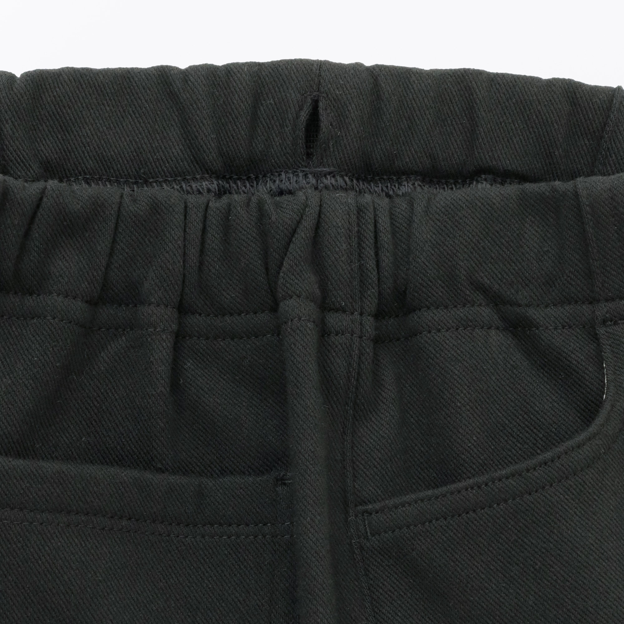 キッズ　ストレッチ裏起毛スリムフィットパンツ