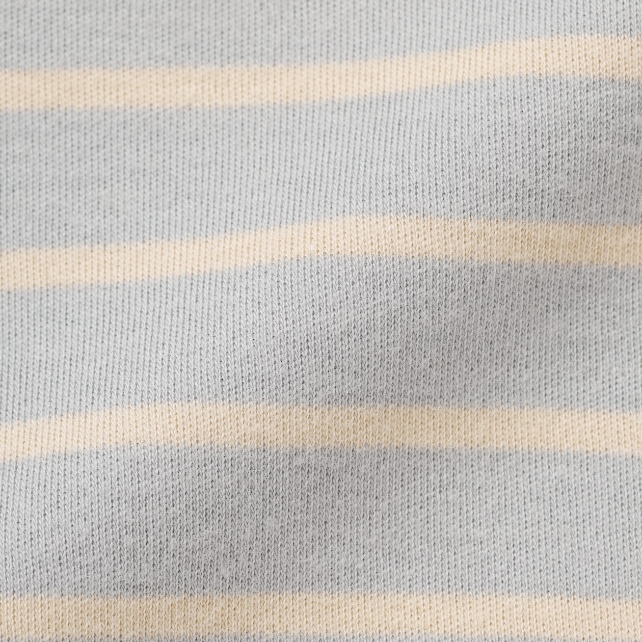 キッズ　両面起毛ハイネック長袖Ｔシャツ