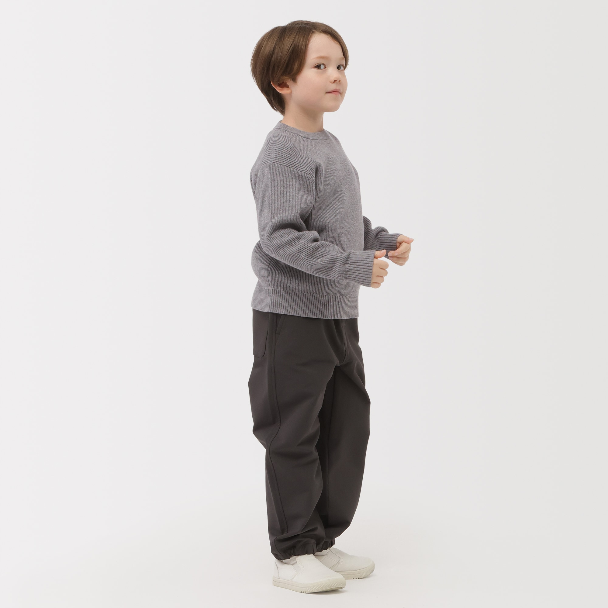 キッズ　洗えるニットクルーネックセーター