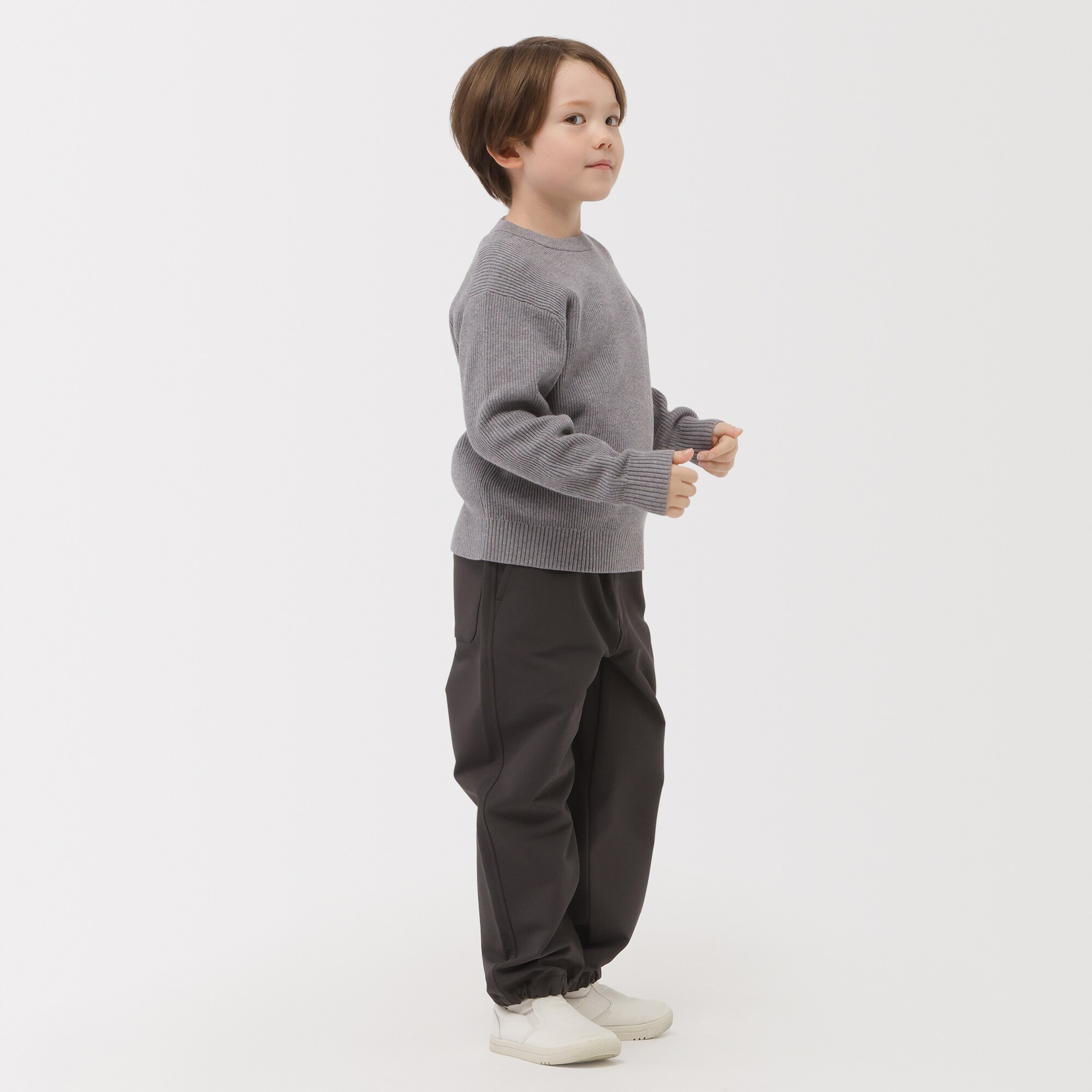 キッズ　洗えるニットクルーネックセーター