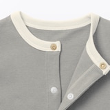 ベビー　脇に縫い目のないフライス編み長袖カバーオール