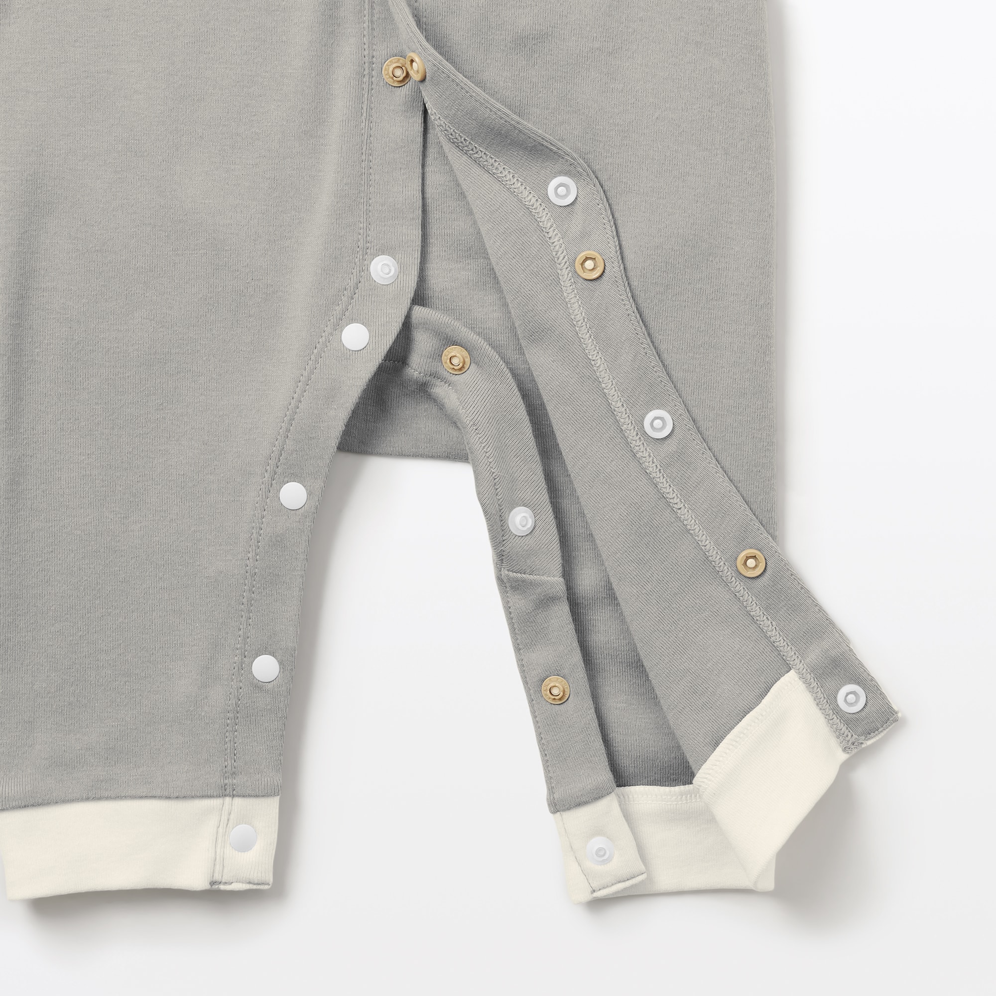 ベビー　脇に縫い目のないフライス編み長袖カバーオール