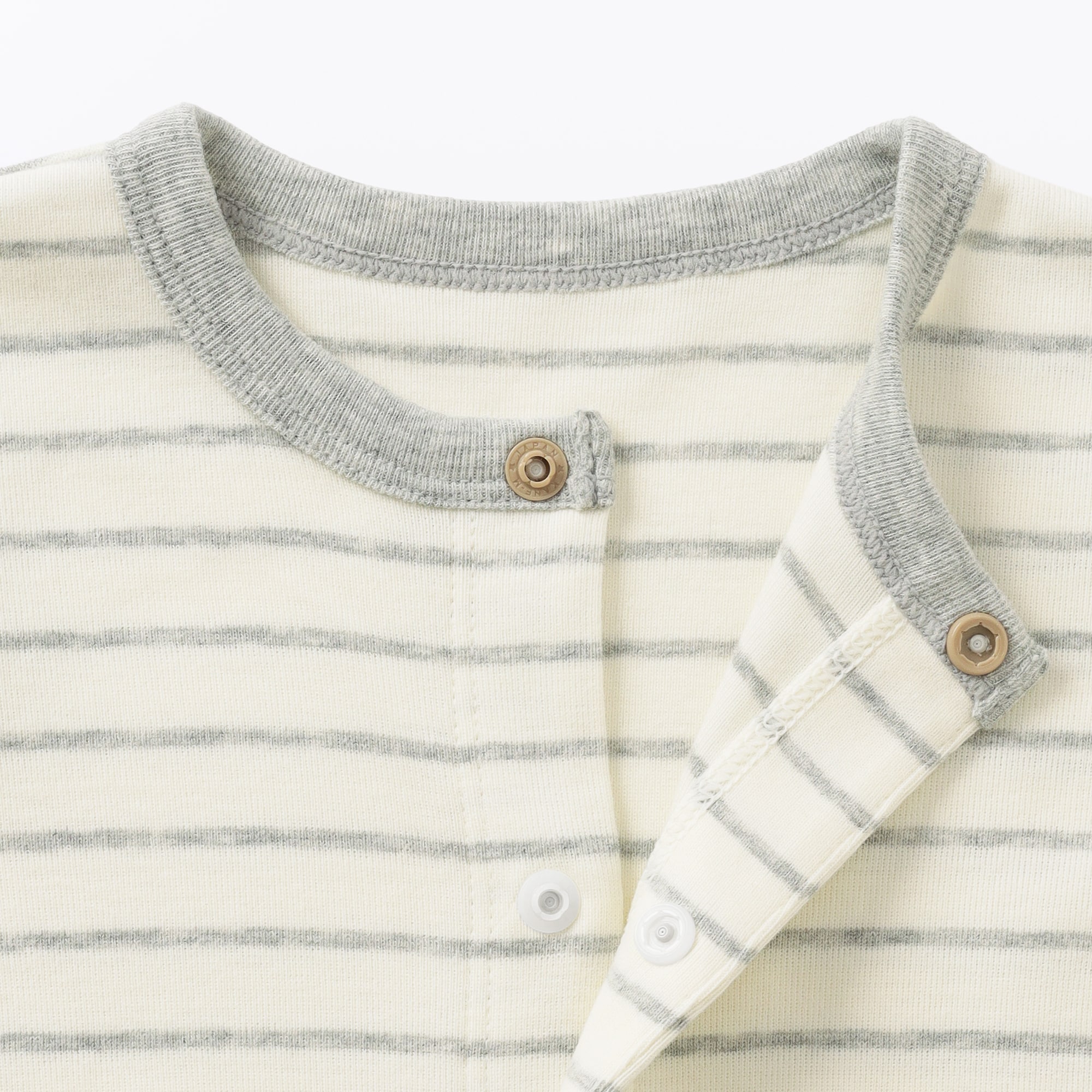 ベビー　脇に縫い目のない起毛フライス編み長袖カバーオール