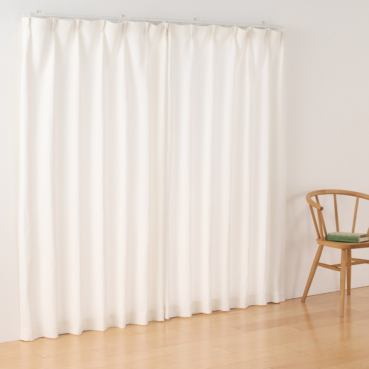 麻平織太番手プリーツカーテン／オフ白
