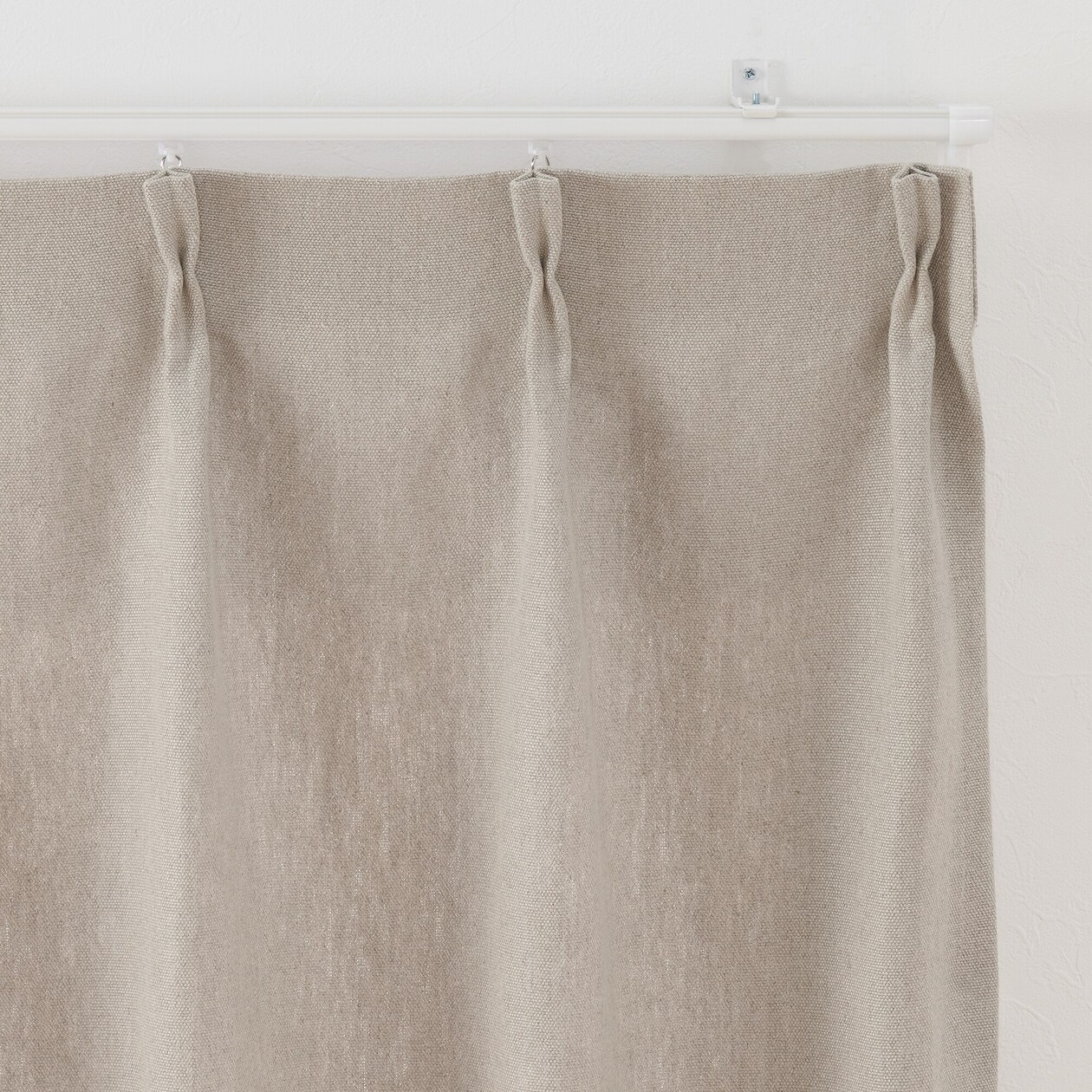 麻平織太番手プリーツカーテン／オフ白