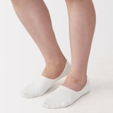 紳士　足なり直角　かかと滑り止め付き　浅履き　スニーカーイン