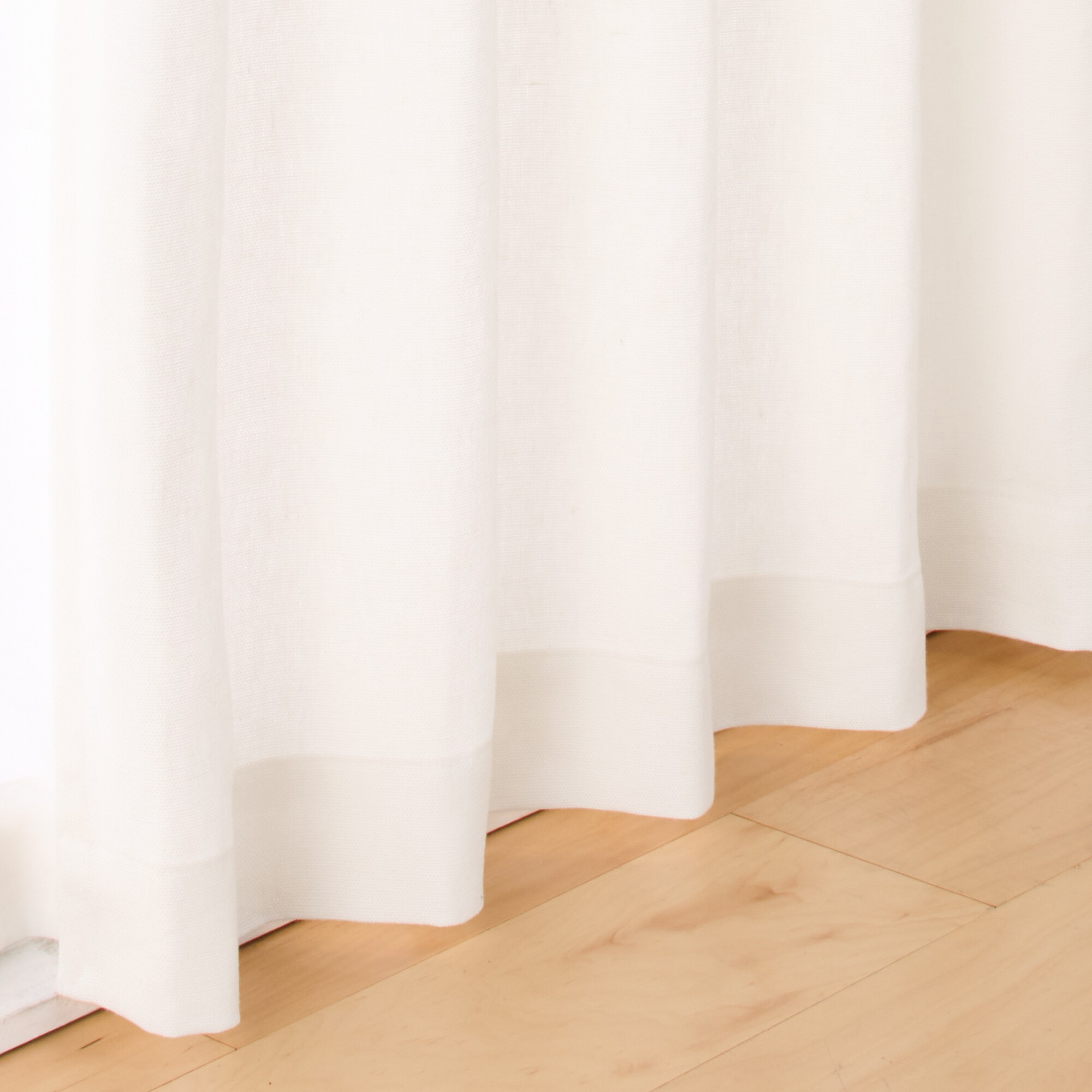 麻平織太番手プリーツカーテン２倍ヒダ／オフ白