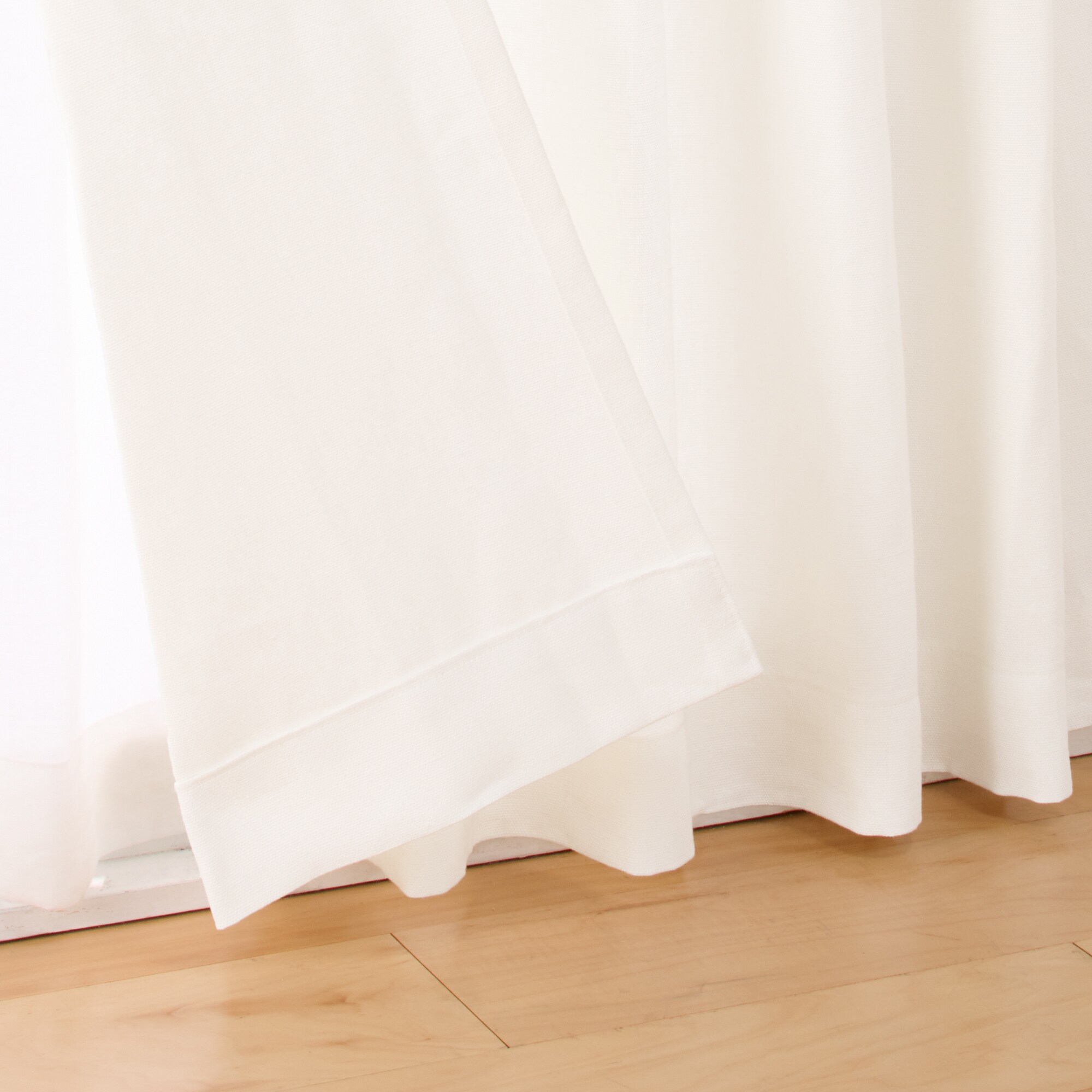 麻平織太番手プリーツカーテン２倍ヒダ／オフ白