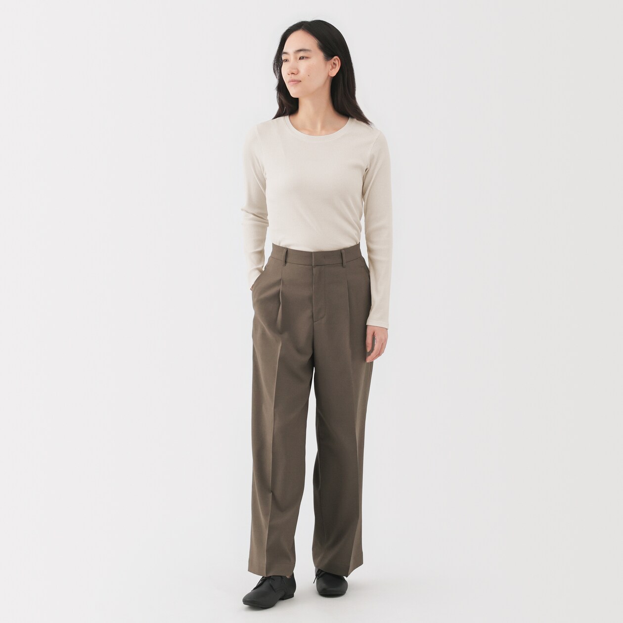 婦人　なめらかリブ編みクルーネック長袖Ｔシャツ