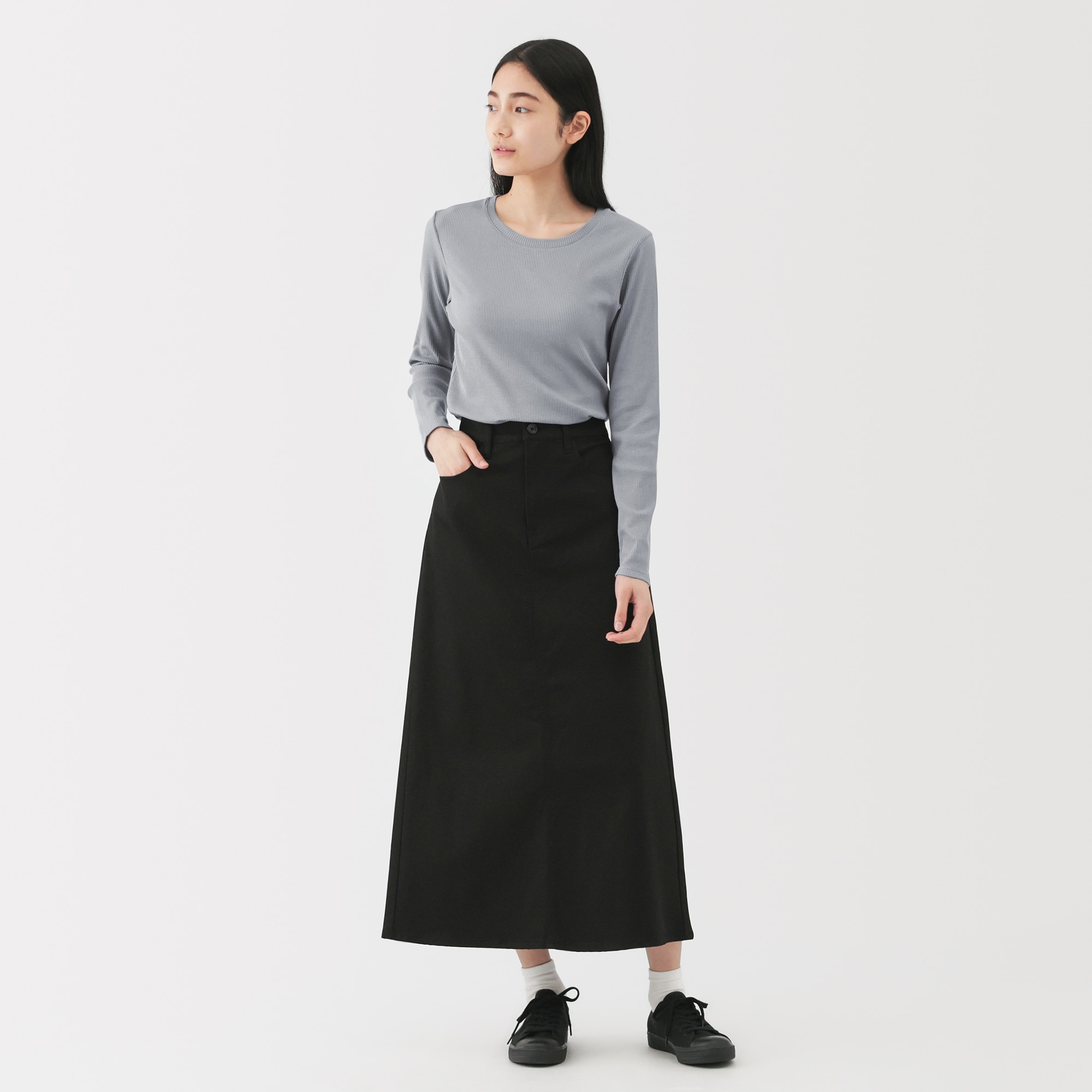 婦人　なめらかリブ編みクルーネック長袖Ｔシャツ