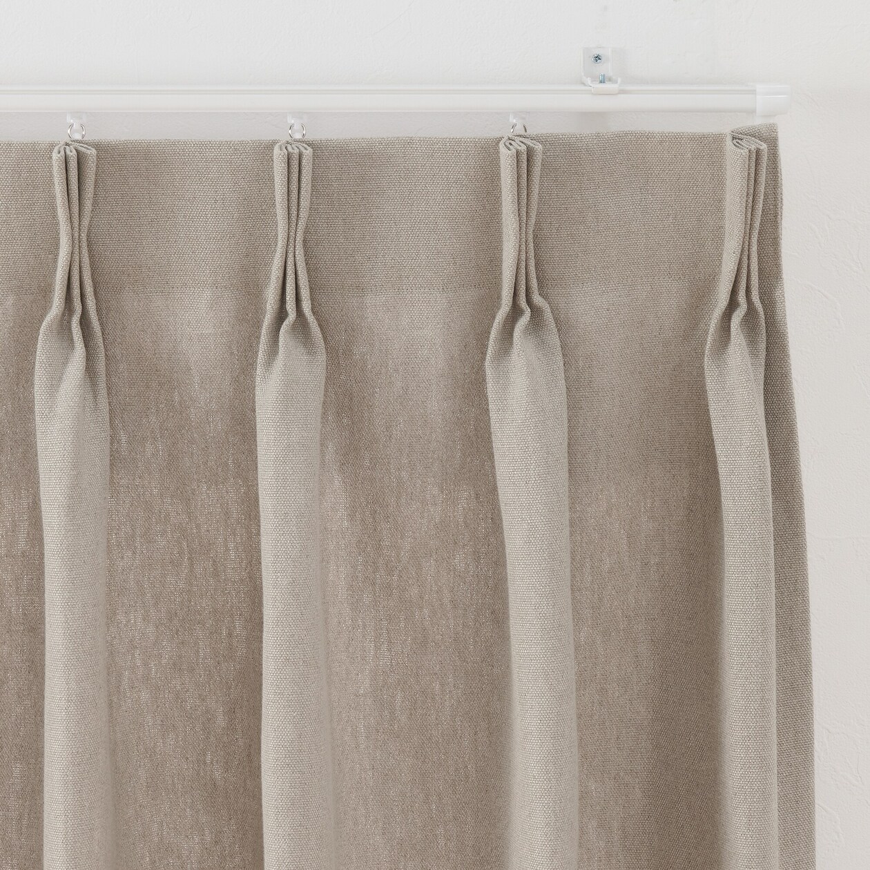 麻平織太番手プリーツカーテン２倍ヒダ／生成