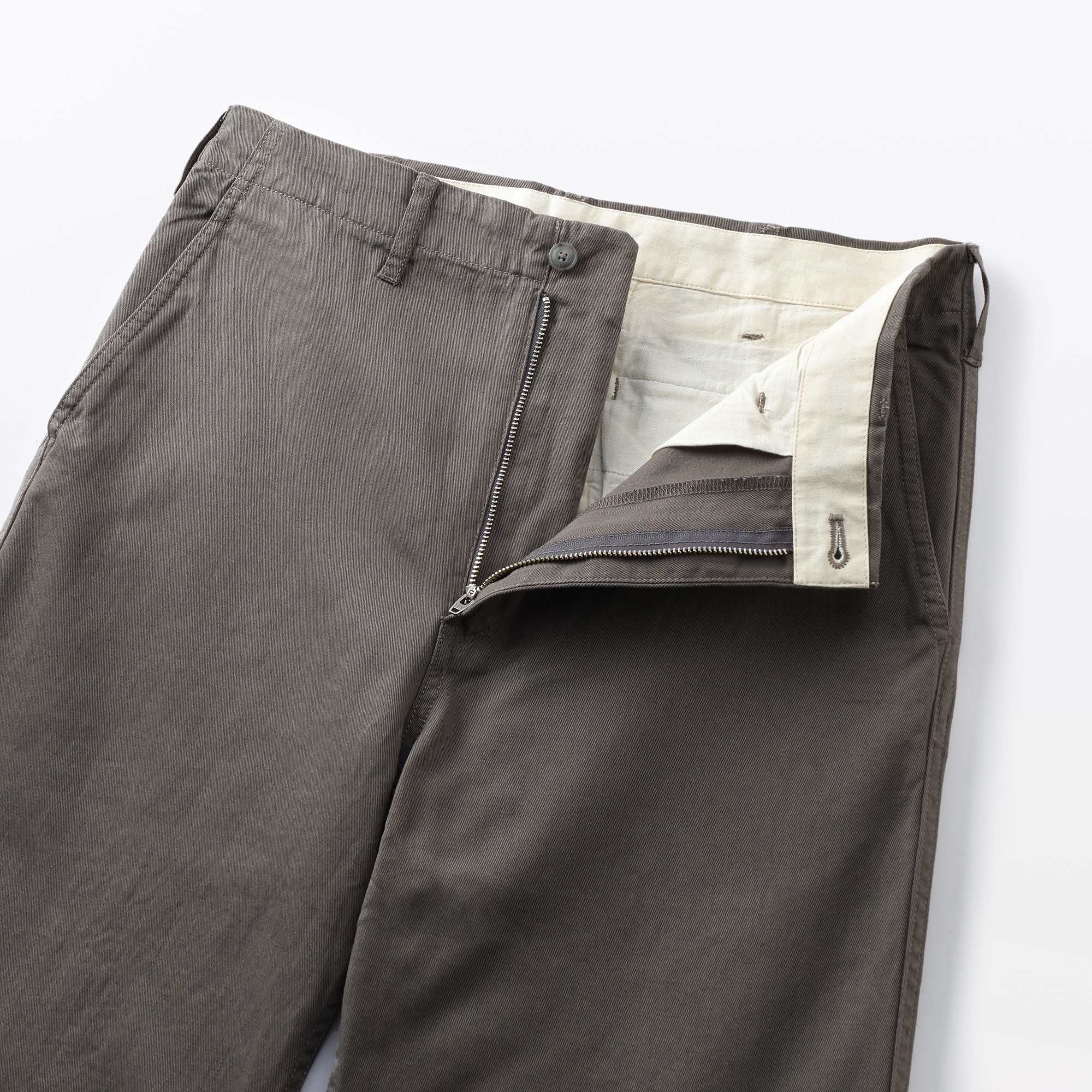 紳士　洗いざらしチノワイドパンツ