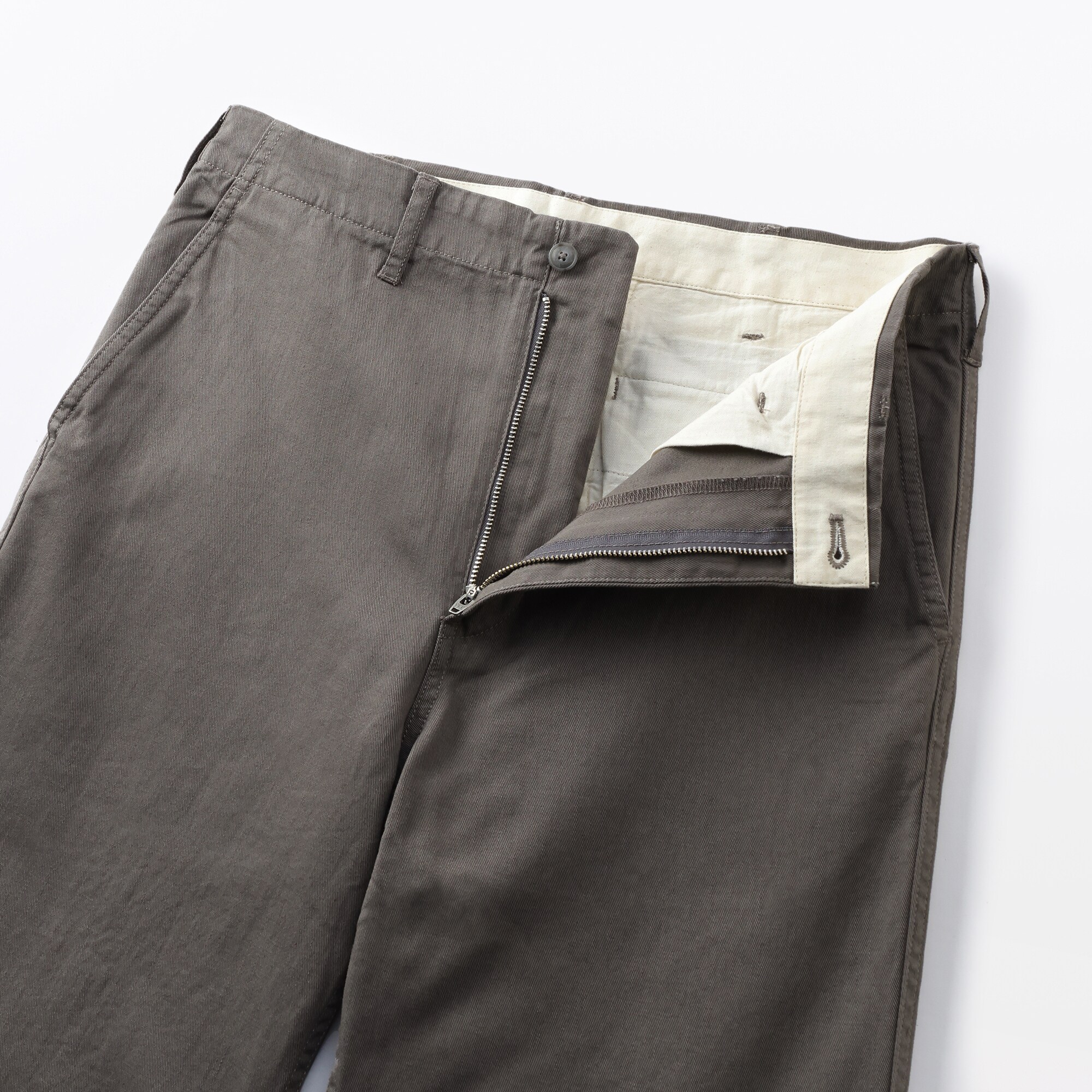 紳士　洗いざらしチノワイドパンツ