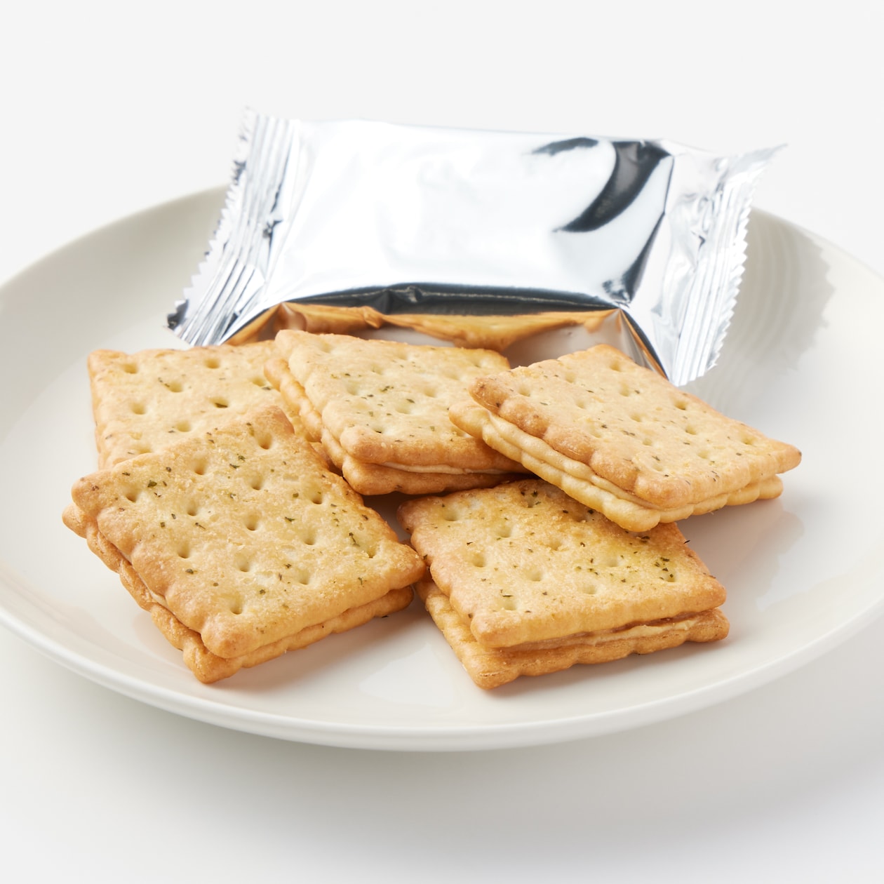 大袋　クリームサンドクラッカー　ピーナッツクリーム味