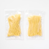 小麦の旨みひきたつ生パスタ　リングイネ