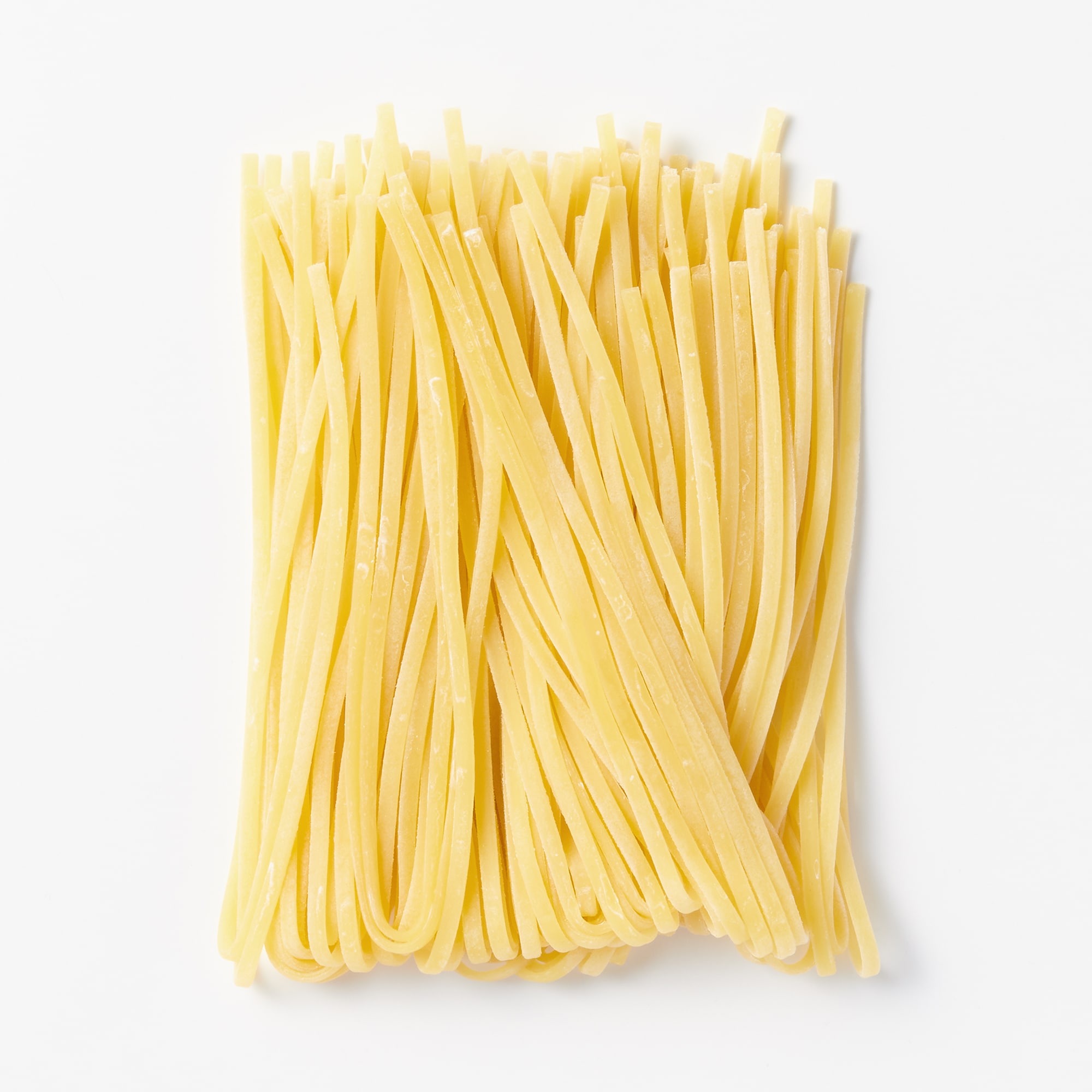 小麦の旨みひきたつ生パスタ　リングイネ