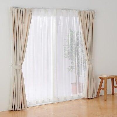 ポリエステル分繊糸ボイル（防炎）プリーツカーテン／オフ白