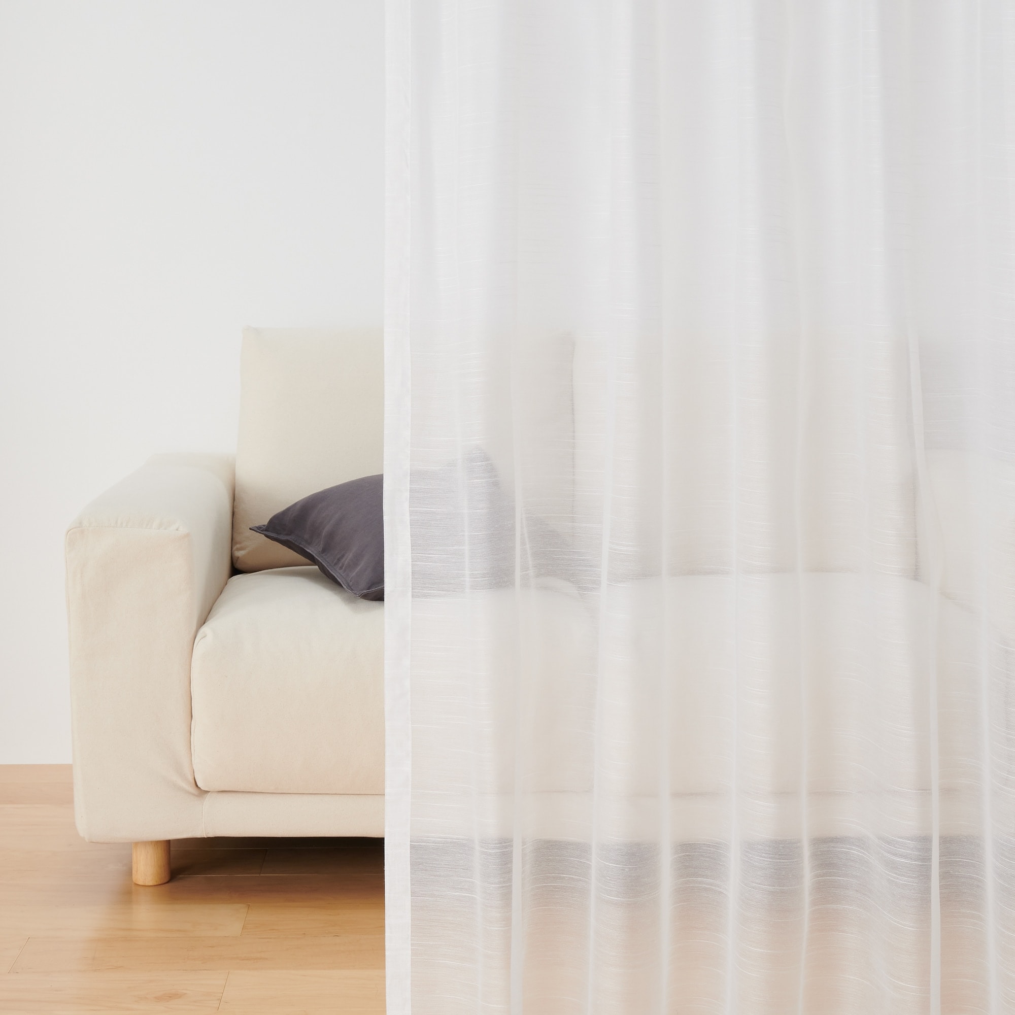 ポリエステル分繊糸ボイル（防炎）プリーツカーテン２倍ヒダ／オフ白