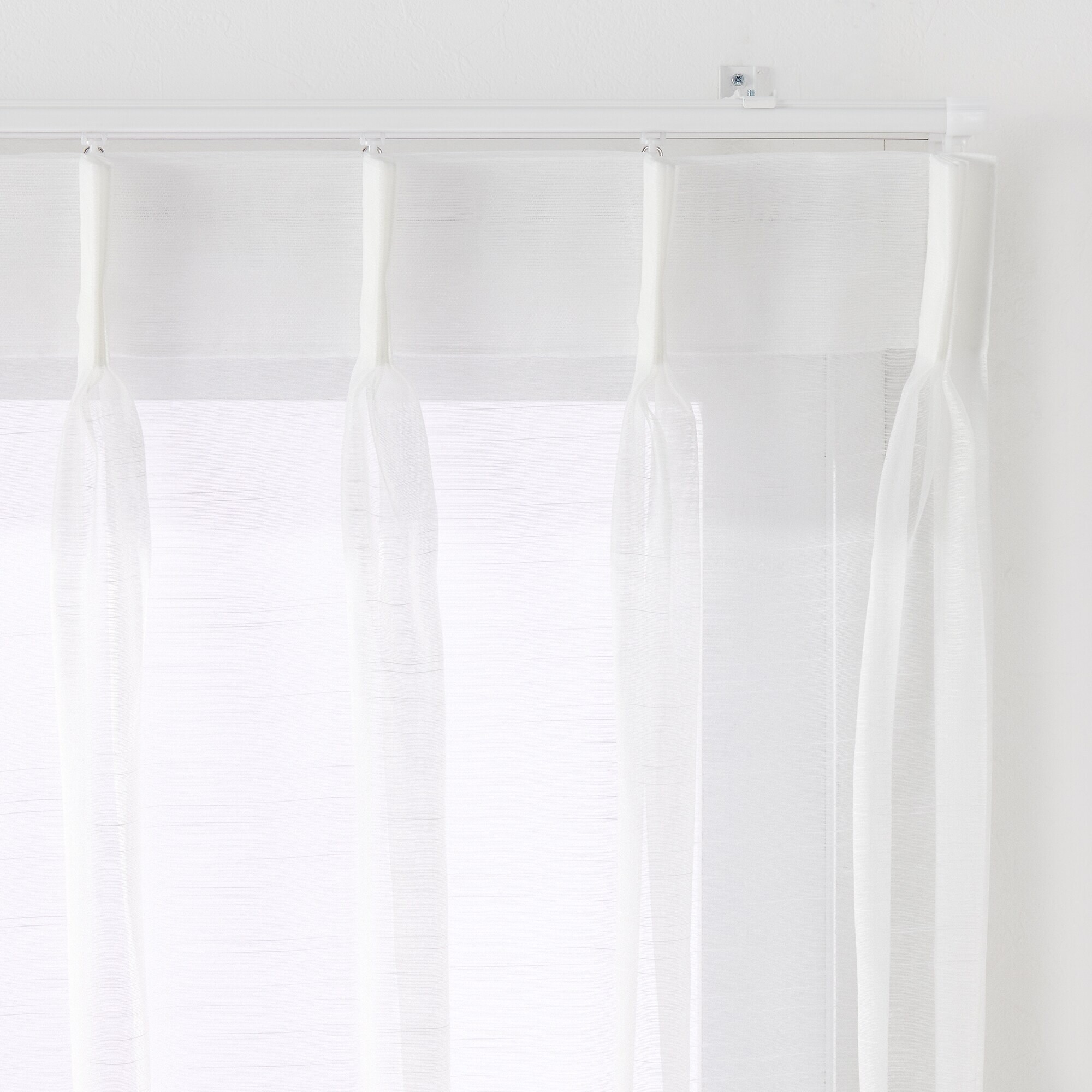 ポリエステル分繊糸ボイル（防炎）プリーツカーテン２倍ヒダ／オフ白
