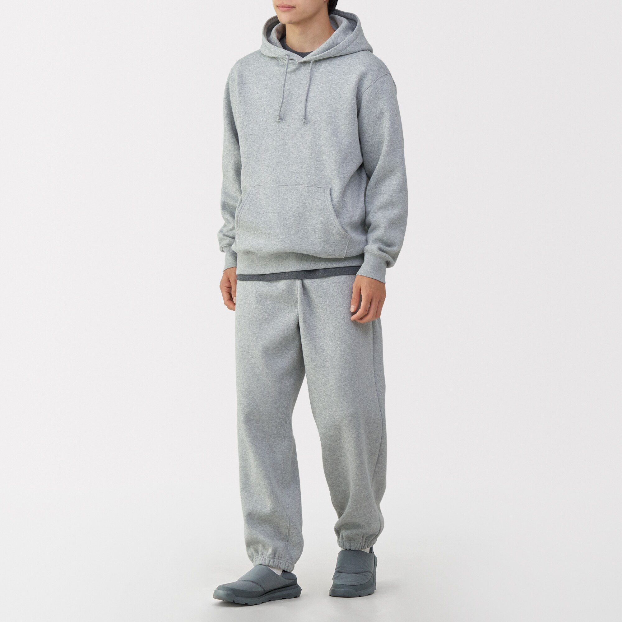 かかとが踏める　撥水中わた入りスリッポン