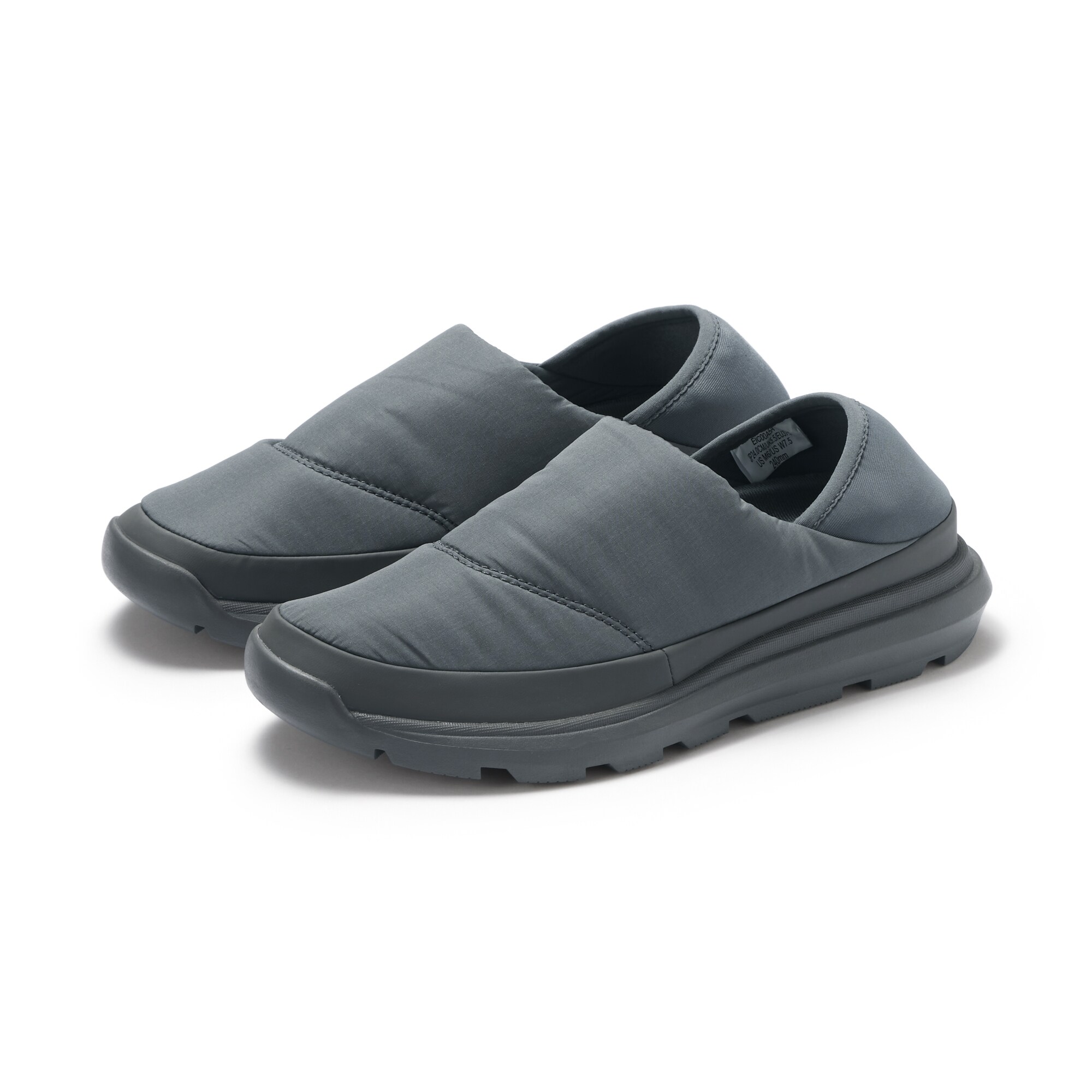 かかとが踏める　撥水中わた入りスリッポン