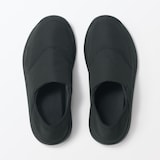 かかとが踏める　撥水中わた入りスリッポン