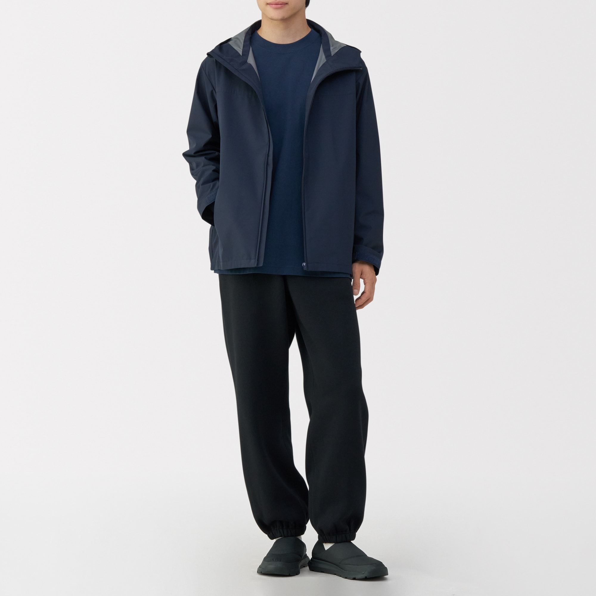 かかとが踏める　撥水中わた入りスリッポン