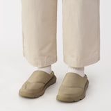 かかとが踏める　撥水中わた入りスリッポン