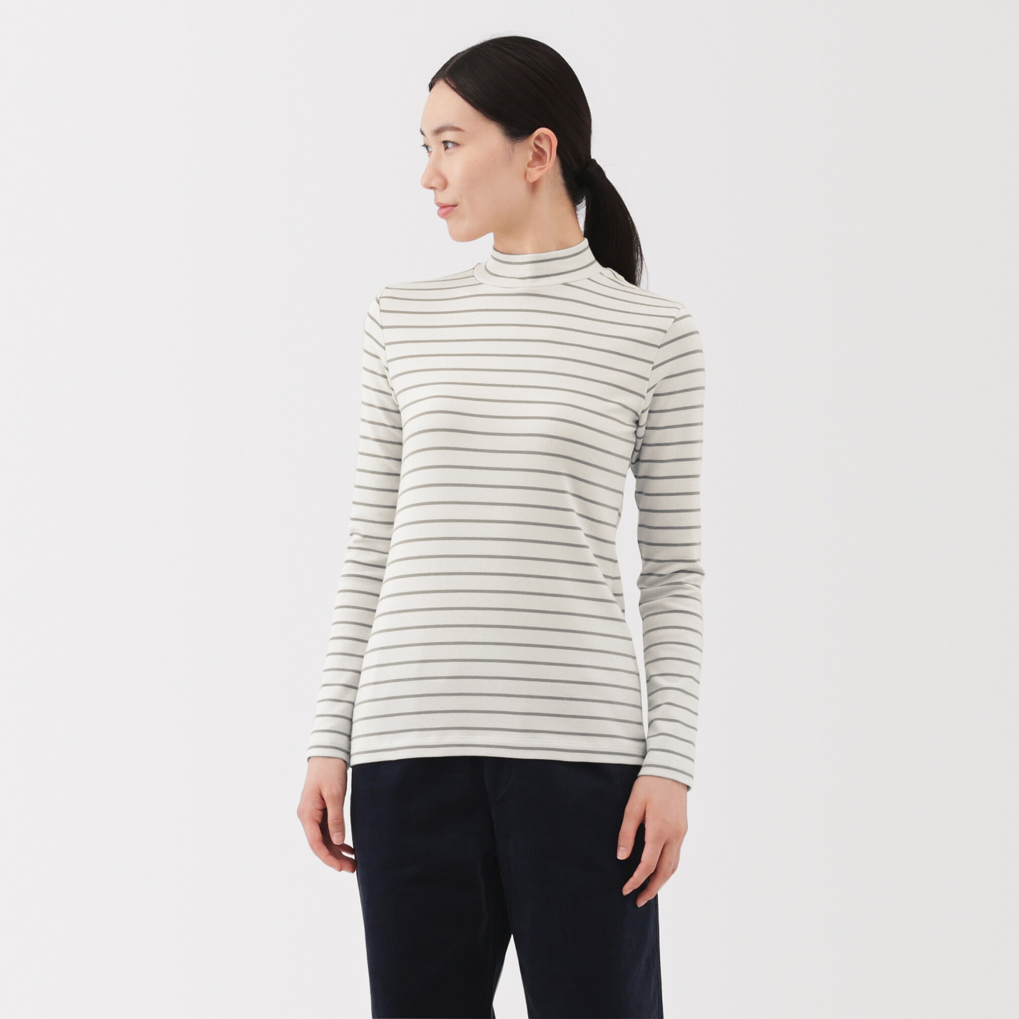 婦人　起毛フライス編みハイネック長袖Ｔシャツ