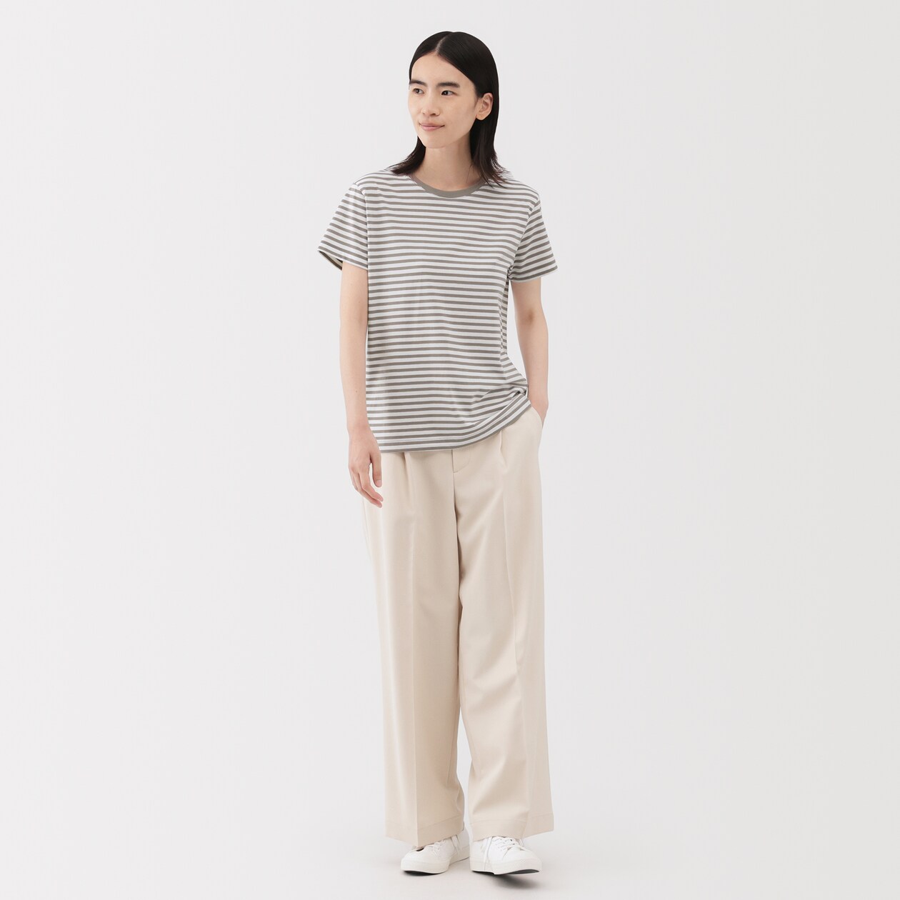 婦人　天竺編みクルーネック半袖Ｔシャツ