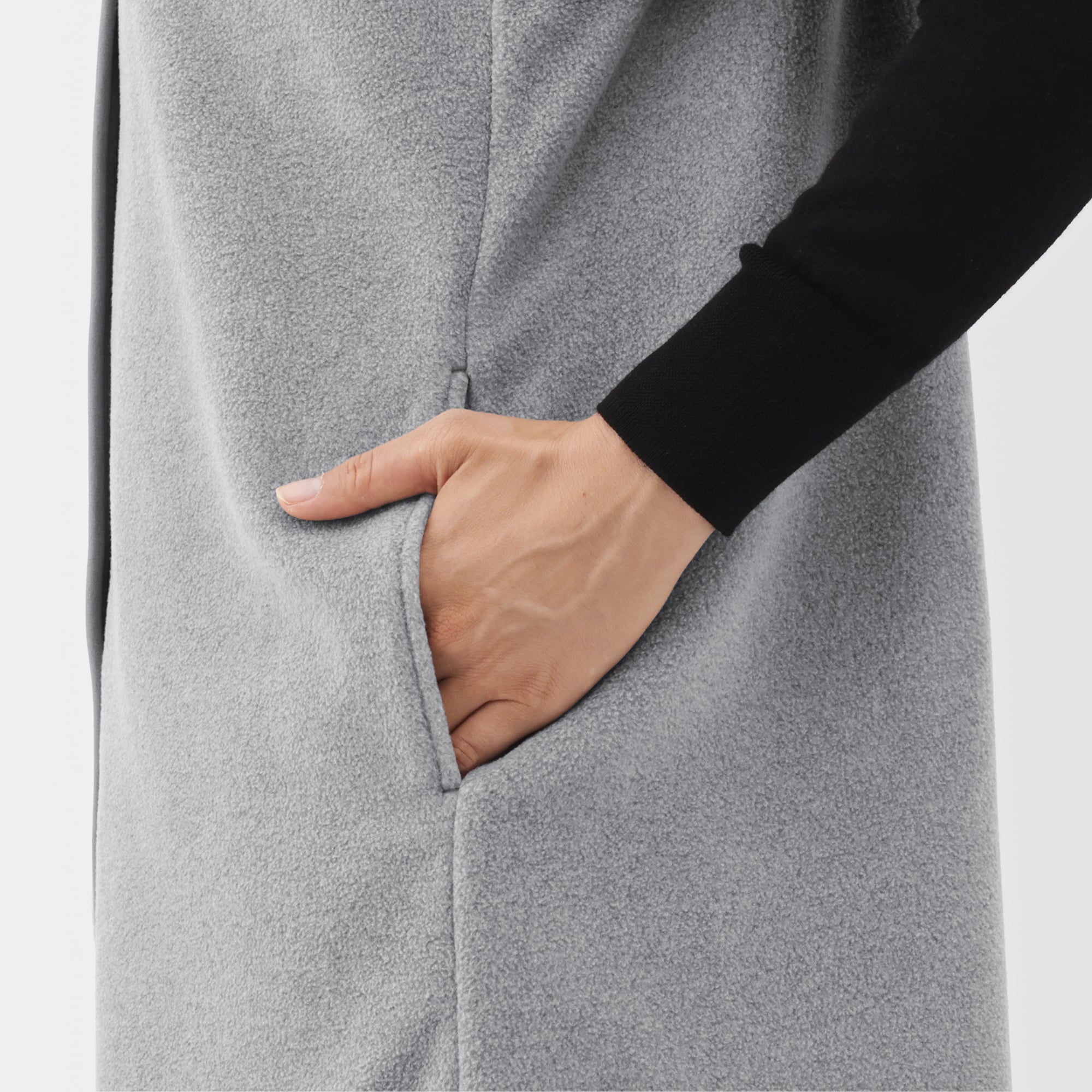 婦人　素材に還るフリースロングベスト