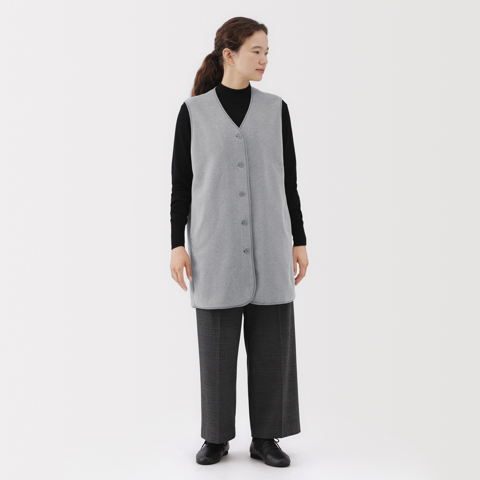婦人　素材に還るフリースロングベスト