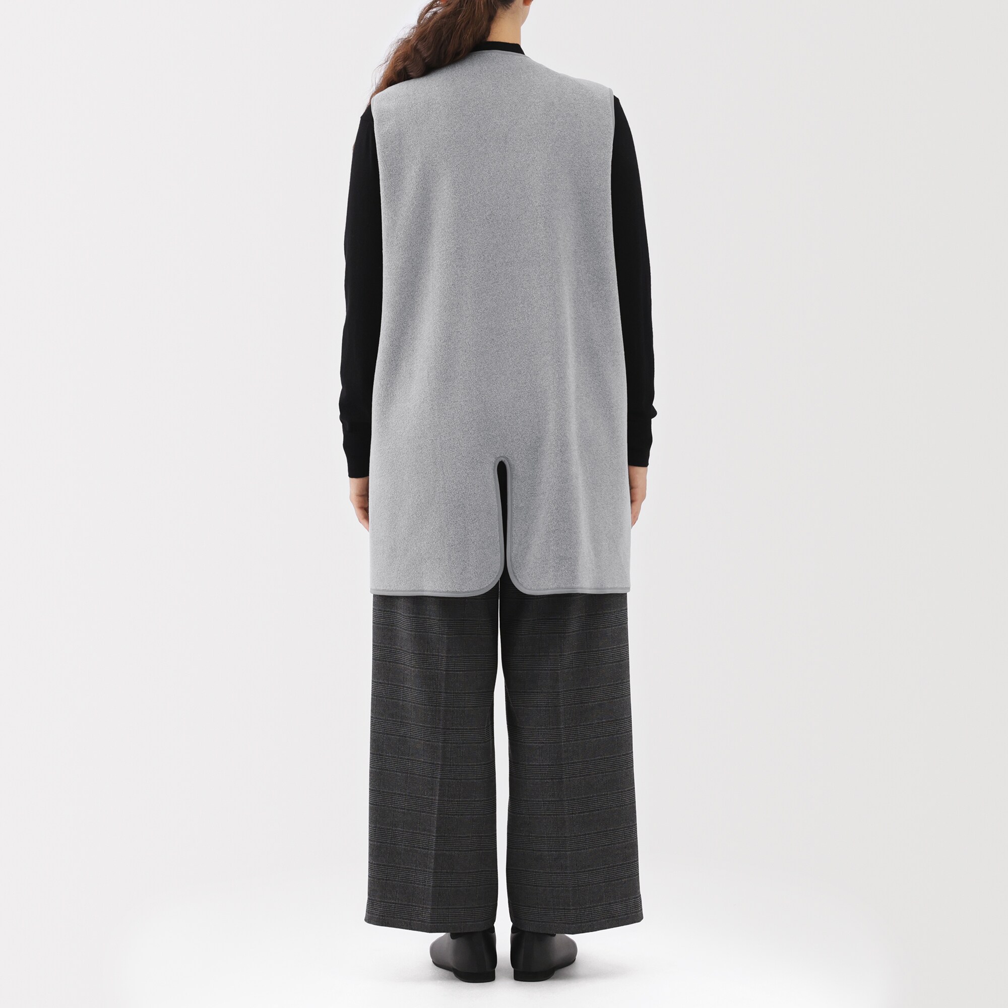 婦人　素材に還るフリースロングベスト