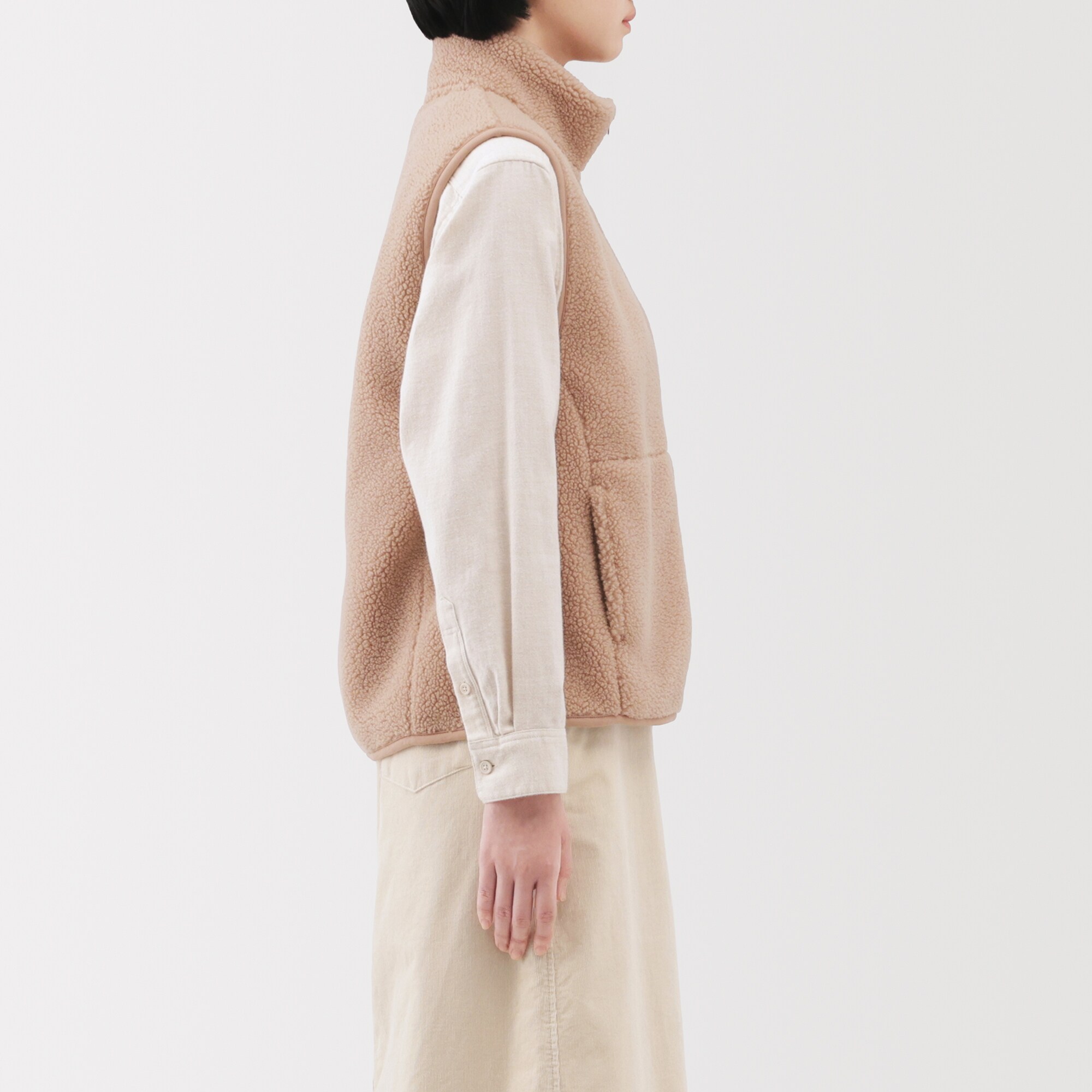 婦人　ボアフリースベスト