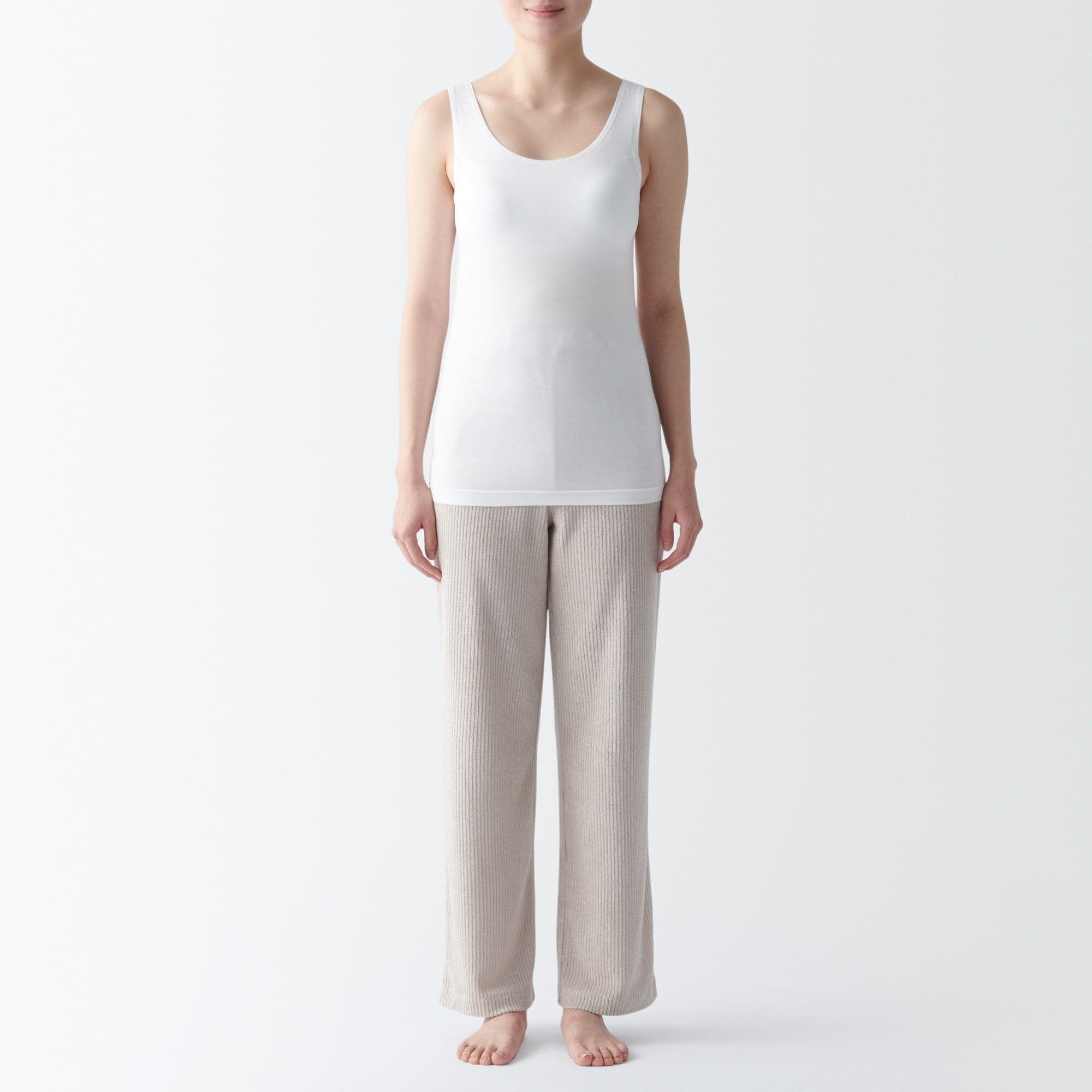 婦人　なめらかブラタンクトップ