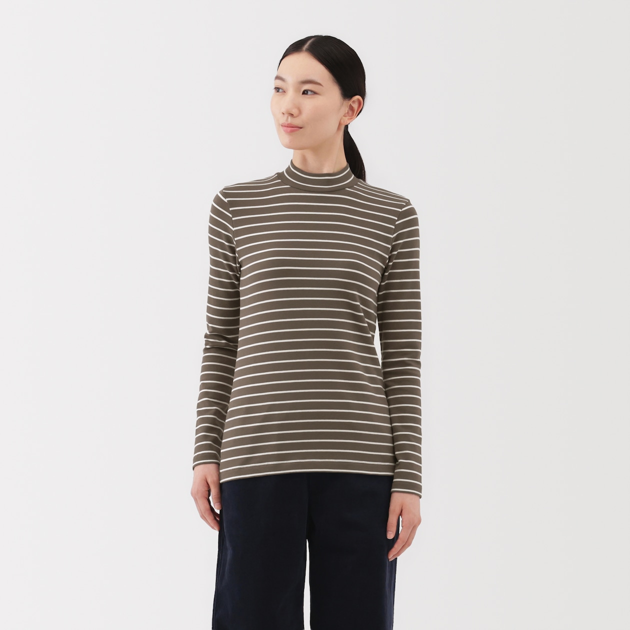 婦人　起毛フライス編みハイネック長袖Ｔシャツ