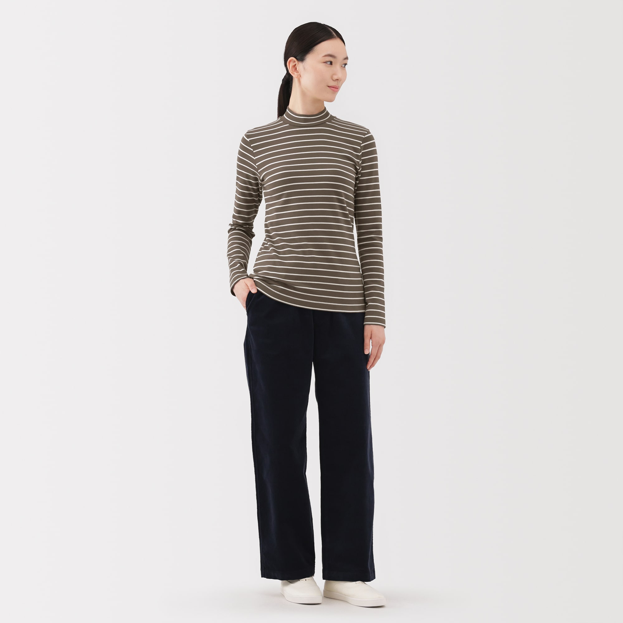 婦人　起毛フライス編みハイネック長袖Ｔシャツ