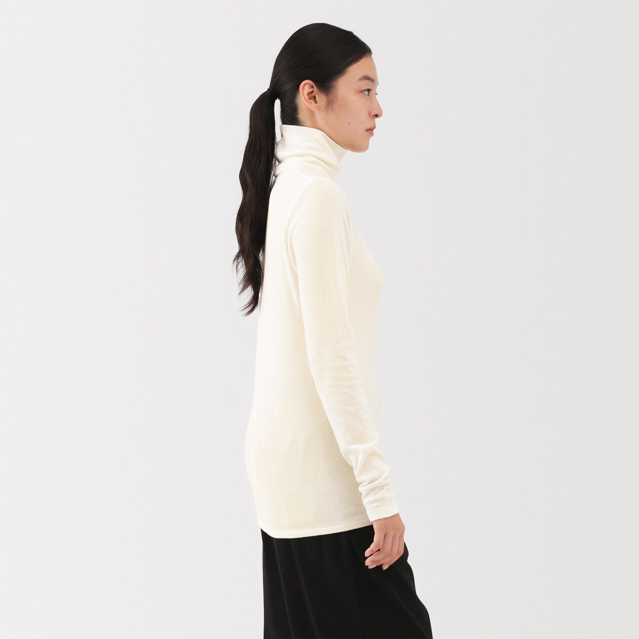 婦人　コットンカシミヤタートルネックＴシャツ
