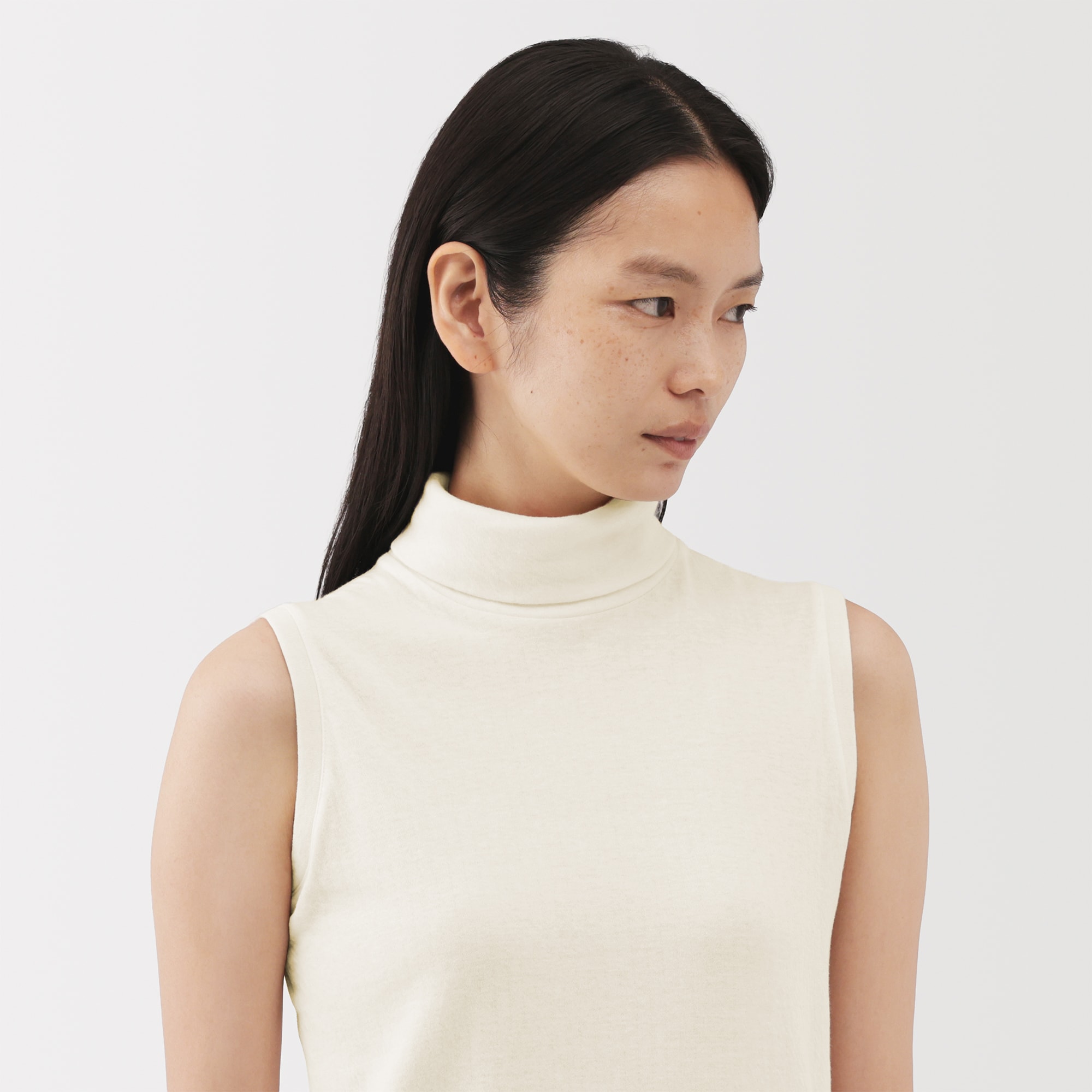 婦人 コットンカシミヤタートルネックノースリーブTシャツ | 無印良品